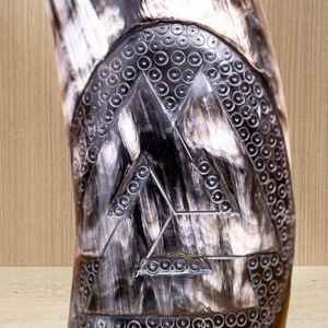 Auténtica Jarra de Cuerno de Buey Hecha a Mano, Estilo Vikingo, con Asa - Product Image 5