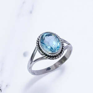 แหวนเงินแท้ 925 ประดับพลอยบลูโทแพซธรรมชาติ ราคาขายส่ง เครื่องประดับเงิน - Product Image 2