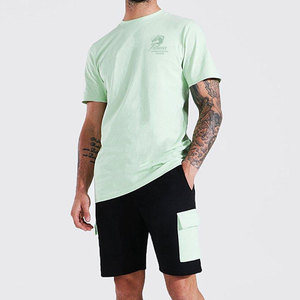 Ensemble assorti pour hommes, vêtements décontractés de qualité supérieure, deux pièces, avec chemise et short assortis, pour les voyages d'été, les vacances et les loisirs - Product Image 1