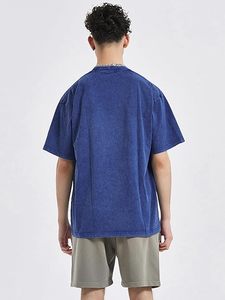 Camiseta de Algodón 100% con Lavado Ácido, 220 Gramos, Corte Holgado, Diseño Sólido, Estilo Formal, Logotipo Frontal - Product Image 3