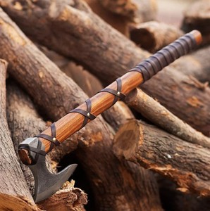 Hacha Vikinga Ragnarok Hecha a Mano, Forjada a Mano, con Mango de Madera de Palisandro, Hacha de Supervivencia, Hacha de Caza - Product Image 1