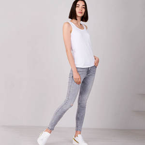 Nueva Camiseta de Yoga Larga Informal para Mujer con Logotipo Personalizado, Opciones de Talla y Color, Secado Rápido - Product Image 5