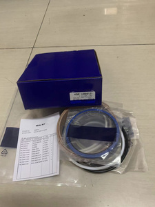 <span class=keywords><strong>Kit</strong></span> de sello de cilindro hidráulico de pluma de repuesto de excavadora 14589129 EC200, EC210, EC235C, FB2800 - Product Image 2
