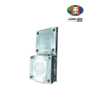 แม่พิมพ์ฉีดพลาสติกแบบหลายช่อง LONGNEW Custom OEM H13 เหล็กกล้า สำหรับเลนส์โคมไฟและชิ้นส่วนพลาสติกในครัวเรือน ไต้หวัน - Product Image 1