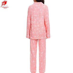 Vêtements de nuit en coton imprimé pour femmes, ensembles de pyjamas vibrants fabriqués au Pakistan à un prix raisonnable - Product Image 3