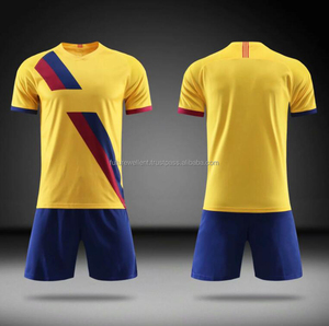 Jeunes vêtements de football uniformes hommes Sublimation quantité personnalisé Football/football maillot chemises et hauts Football maillot Football costume - Product Image 5