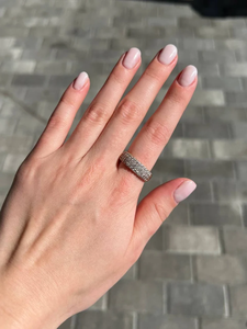 Bague Éternité Plaqué Or Rose avec Diamants pour Femme, Style Classique de Mariage, Sertissage Pavé, Pierre Ronde, Bijoux en Or 10K - Product Image 3