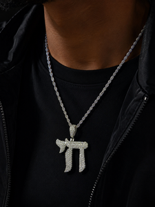 Pendentif Chai en Argent 925 Personnalisé en Gros, Micro-Pavé Moissanite, Lettre Hébraïque, Bijoux Hip Hop - Product Image 6