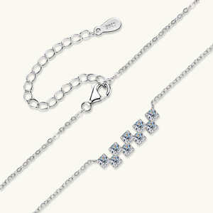 Nuevo Collar con Colgante de Plata de Ley 925 con 9 Piedras de Moissanita de 0.1 CT, Diseño Escalonado, Moderno, para Mujer - Product Image 4