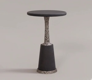 Table d'appoint décorative avec sculpture de panthère grimpante et plateau en verre, pour la maison, le salon, les hôtels et les villas - Product Image 6