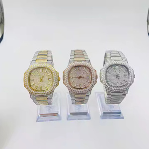 นาฬิกาควอตซ์เมทโรบีม ซิมเพิล ประดับเพชรโมอิสซาไนต์ สำหรับผู้ชาย ดีไซน์แข็งแรง ทนทาน ใส่สบายทุกวัน - Product Image 3