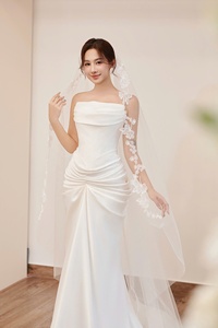 Vestido de novia moderno de lujo OEM, decoraciones de flores de encaje hechas a mano, silueta de sirena/Princesa, falda larga, fiestas, novias de talla grande - Product Image 3