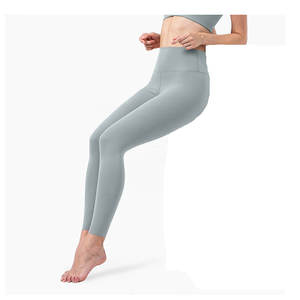 Leggings de yoga de cintura elástica de venta rápida para mujer, leggings deportivos transpirables para mujer - Product Image 4