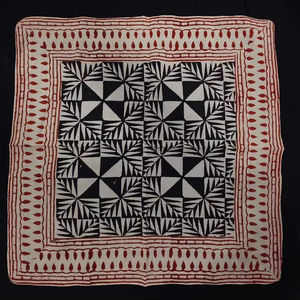 Pañuelo Cuadrado Étnico de Algodón Hecho a Mano Naaz Textile, Estampado Floral, Juego de Pañuelo para el Cuello, Ideal para el Verano, Suave al Contacto con la Piel - Product Image 1