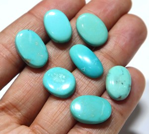 Pierre de turquoise naturelle polie d'Arizona, cabochon ovale de turquoise de Kingman d'Arizona pour la fabrication de bijoux en gros - Product Image 2