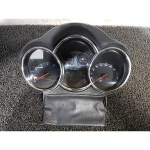 Paneles de Instrumentos Usados para Cruze 95080011 - Product Image 1