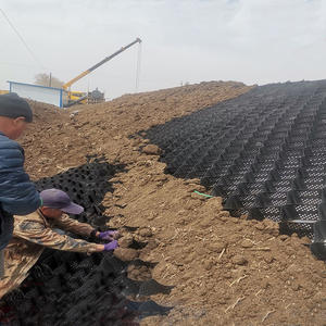 GVS Géocellule Flexible en HDPE avec Surface Texturée Garantie 5+ Ans pour Stabilisation de <span class=keywords><strong>Gravier</strong></span> Extérieur et Mur de Soutènement - Product Image 6