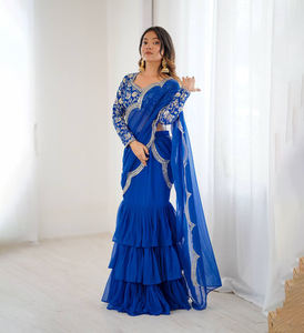 Readymade indien Georgette broderie séquence travail marron Zul Lehenga Saree, tenue de soirée robe bas prix à la main - Product Image 1