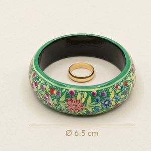 Bracelet manchette en céramique à motif floral, bijoux ethniques verts, bracelet en bois vert émeraude peint à la main avec motifs floraux raffinés - Product Image 5