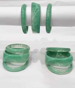 Conjunto de Brazaletes Geométricos de Resina Negra con Diseño Marmoleado Gris, Brazaletes Anchos Clásicos, Joyería de Moda Unisex para Fiestas - Product Image 4