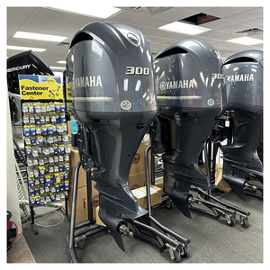 Par de Motores Yamaha F300XA y LF300XA de 4 Tiempos y Eje de 25 Pulgadas, NUEVOS - Product Image 1