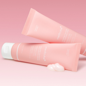 Crème hydratante medicube PDRN PINK HYALURONIC 50ml, hydratation intense, réparation de la barrière cutanée, apaisement des peaux sèches - Product Image 5