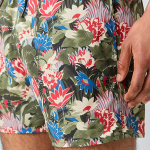 Pantalones cortos con estampado floral para hombre, cintura media, con cordón, secado rápido, ropa de baño informal, pantalones cortos 100% poliéster, ropa de playa - Product Image 3