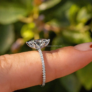 Anillo de compromiso con diamante de corte marquesa, oro amarillo de 14K, anillo de boda con diamante VVS, anillo de boda con diamante cultivado en laboratorio para mujer - Product Image 5