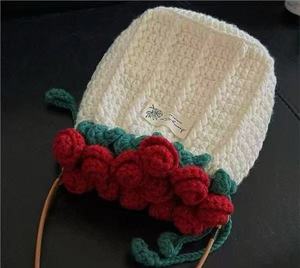 Nouveau sac à main bandoulière romantique fait main pour femme, motif animalier au crochet, tendance - Product Image 1