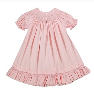 Vestido smock de buen precio para bebé niña, manga corta, tela de algodón, conjunto informal, smock hecho a mano por fabricante vietnamita - Product Image 3