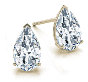 Pendientes de Oro de 10K Modernos y Elegantes con Tres Puntas y Diamante Corte Pera Clásico (Natural) - Product Image 1