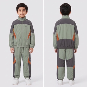 Proveedor Mayorista OEM, Traje Deportivo de Camuflaje de Poliéster de Secado Rápido con Reflectores de Seguridad para Adolescentes - Product Image 2