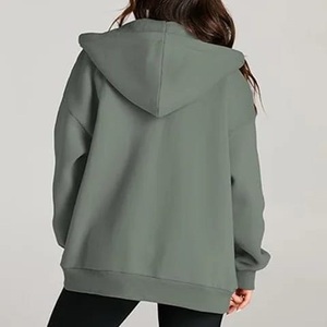 Sweat-shirt à capuche d'hiver personnalisé pour femme, fermeture éclair, surpiqûres contrastées, coupe ample, logo imprimé en relief sur le devant, hoodie oversize - Product Image 6