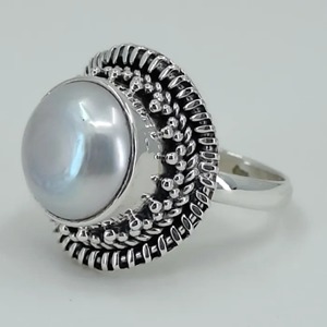 Bague en argent sterling fait main avec perle naturelle ronde sertie clos, bijou bohème, cadeau pierre de naissance de juin - Product Image 5
