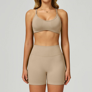 Ensemble de sport sans couture personnalisé avec logo pour femme : soutien-gorge et short, tenue de fitness unie, vêtements de sport, ensembles de yoga - Product Image 2