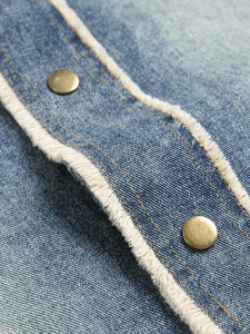 Design Your Own Men's Winter Waterproof Quick Dry Denim Jacket Turn-down Collar <b>Covered</b> <b>Buttons</b> Medium Wash Solid Pattern OEM - Product Image 6