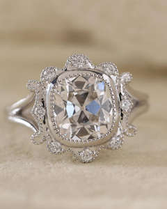 Anillo de Compromiso/Boda de Diamantes de Oro Blanco de 14K, Estilo Vintage para Mujer, Certificado por IGI, Corte Cojín, Diamante Cultivado en Laboratorio, de Lujo - Product Image 1