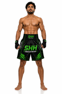 กางเกงมวยไทย SHH Custom Logo สำหรับผู้ชาย ผ้าซาตินพรีเมียม กางเกงคิกบ็อกซิ่ง กางเกงฝึกศิลปะการต่อสู้ ขายส่ง - Product Image 3