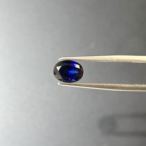 Precio al por mayor Zafiro colombiano hidrotermal suelto a granel, corte ovalado, esmeralda verde cultivada en laboratorio, zafiro Paraiba 6x8mm 7x9mm 8x10mm - Product Image 3