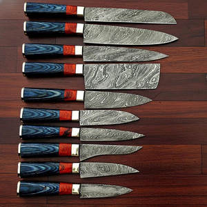 Juego de Cuchillos de Chef de Acero de Damasco de Alta Calidad, Colección Completa de Utensilios de Cocina con Agarre Cómodo y Patrón Elegante - Product Image 1