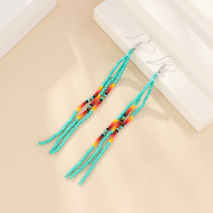 Boucles d'oreilles pendantes géométriques colorées faites à la main style bohème avec pompons et perles pour femme, longues, tressées, ethniques, cadeau par MD HANDICRAFTS - Product Image 4