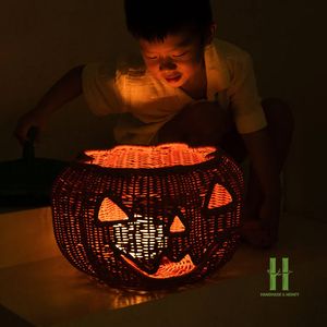 Panier en rotin naturel fait main en forme de citrouille, le plus vendu, pour décoration d'Halloween, idéal pour la vente au détail et les expositions événementielles - Product Image 4