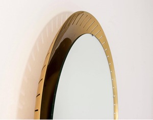<b>Round</b> Brass <b>Mirror</b> With Decorative Grooved Frame Modern Wall Mounting Design - Product Image 2