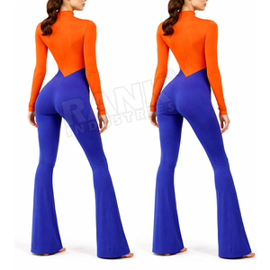 Combinaisons de sport pour femmes fabriquées au Pakistan, ensembles de leggings de sport 2 pièces pour la salle de sport, couleur unie - Product Image 5