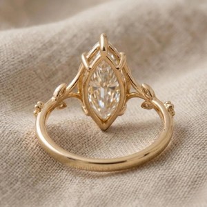 Anillo de Diamante con Corte Marquesa de 3.00 Quilates en Forma de Hoja, Cultivado en Laboratorio, con Oro Sólido de 14K, Joyería Fina para Propuesta de Matrimonio para Novia - Product Image 4