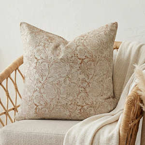 Housse de coussin décorative imprimée à la main, motif floral, style campagne française, décoration intérieure, 18 × 18 pouces - Product Image 1