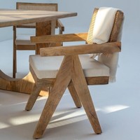 Chaise de salle à manger en bois Vandana Falcon Novara avec dossier en rotin pour intérieurs modernes élégants, usage domestique, bureau et salle de bain