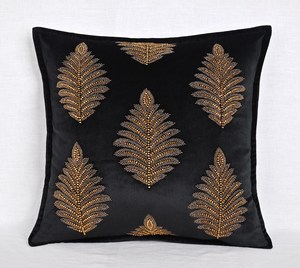 Housse de coussin brodée de perles Aaliyan Impex, luxueuse et économique, 100% coton, personnalisable pour le salon, le canapé, la chambre à coucher, le lit - Product Image 4