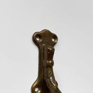 ชั้นวางของติดผนังแบบตะขอคู่โลหะสีดำเงาทันสมัย รับน้ำหนักได้มาก - Product Image 3