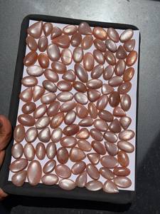 Suministro Directo de Fábrica: Cabujones de Piedra Lunar Melocotón para Anillos, Colgantes, Pendientes y Proyectos de Manualidades Disponibles para la Venta - Product Image 3